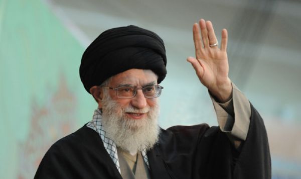 ۱۵ توصیه کاربردی رهبر معظم انقلاب برای انس بیشتر با قرآن