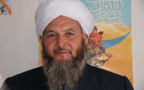 در گسترش وحدت رسالت علما و روحانيون بسيار سنگين و مهم است