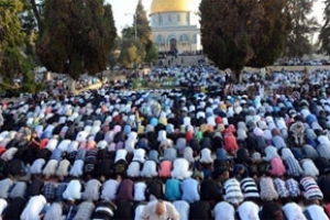 مشارکت 250 هزار فلسطینی در سومین نماز جمعه ماه رمضان در مسجدالاقصی