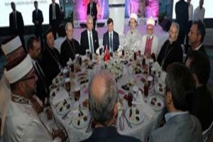 ضیافت افطاری سازمان دیانت ترکیه با حضور سفرای کشورهای اسلامی