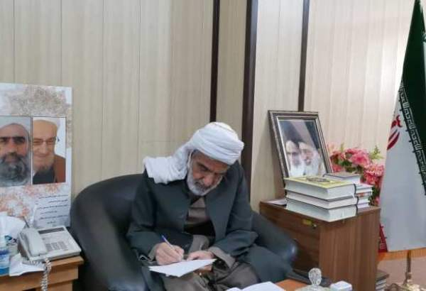 انقلاب اسلامی و دفاع مقدس با تاسی از الگوی دخت نبی اکرم (ص) قهرمانانه درخشید