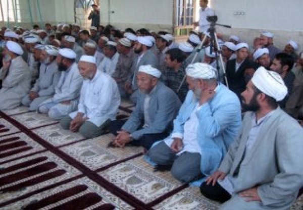 وحدت ، مهمترين ابزار مسلمانان در مقابل توطئه های استبدادی دشمنان است