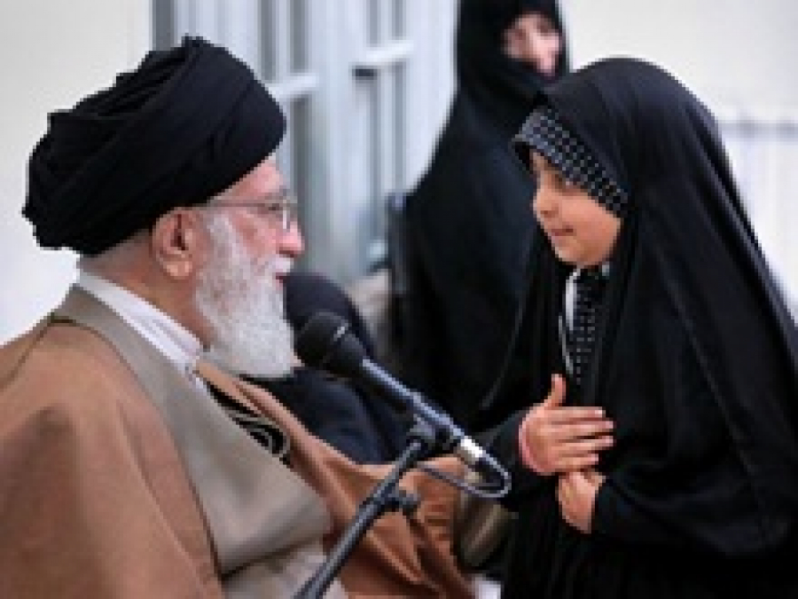 دیدار جمعی از خانوادههای شهدای امنیت با رهبر انقلاب