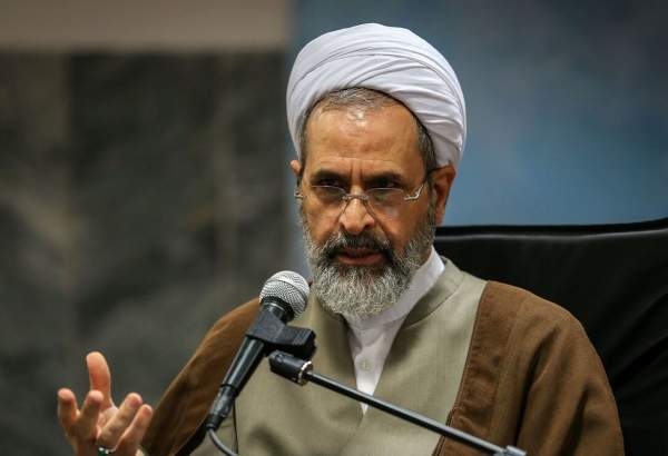 آیتالله اعرافی: امام شهید برای ایران و امت اسلام قدرت تولید کرد