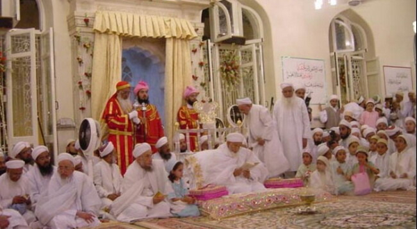 فرقه اسماعیلیه چه عقایدی دارد؟