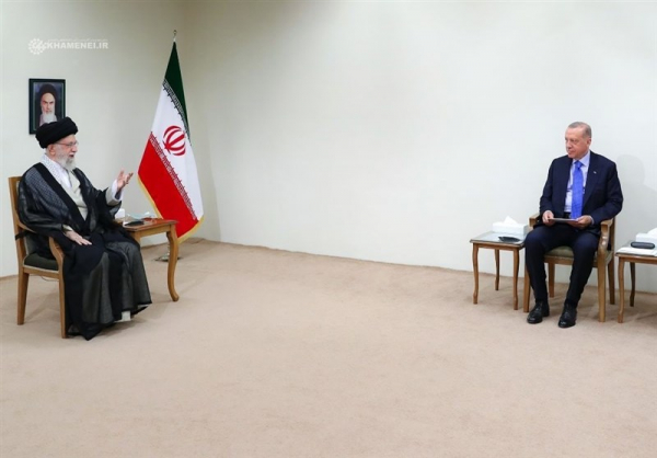 رهبر انقلاب: حمله به سوریه به ضرر ترکیه و به نفع تروریست‌ها خواهد بود