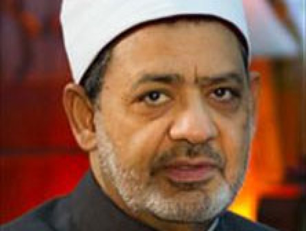 شیخ الازهر انفجار مسجد امام صادق (ع) را به امیر کویت تسلیت گفت