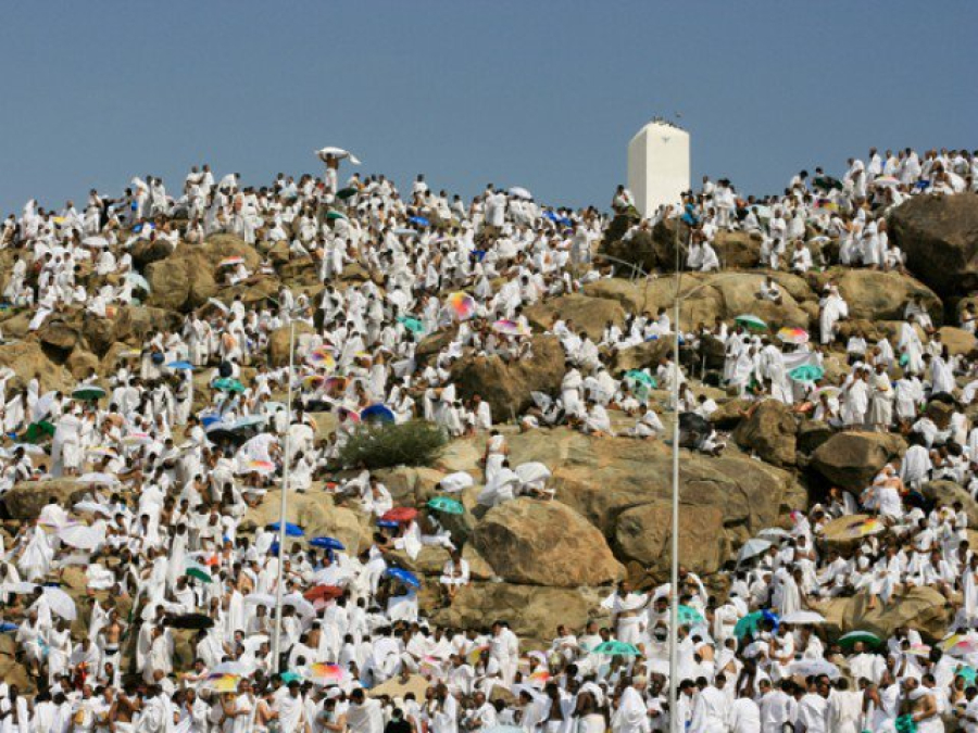 نگاه آیت‌الله جوادی آملی به حضور امام زمان (عج) در حج