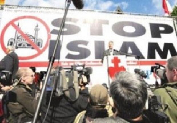 جاسوسی پلیس هلند از مسلمانان این کشور