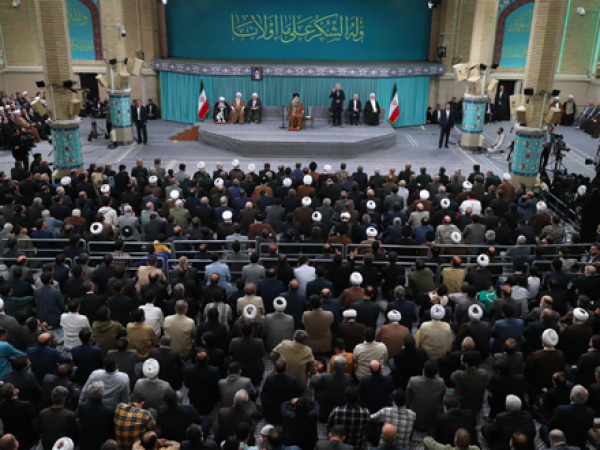 بیانات در دیدار مسئولان نظام و سفرای کشورهای اسلامی