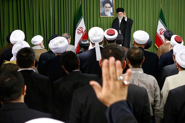 بیانات در دیدار شرکت‌کنندگان در «کنگره‌ى جهانى‌ جریانهاى افراطى و تکفیرى از دیدگاه علماى اسلام» 1393/09/04