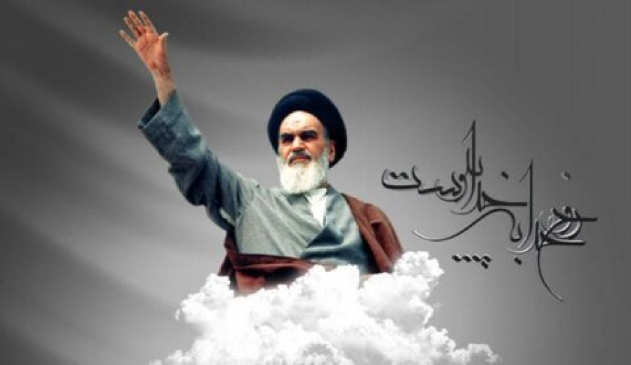 جرعه نوشی از مکتب انسان ساز امام خمینی (ره)