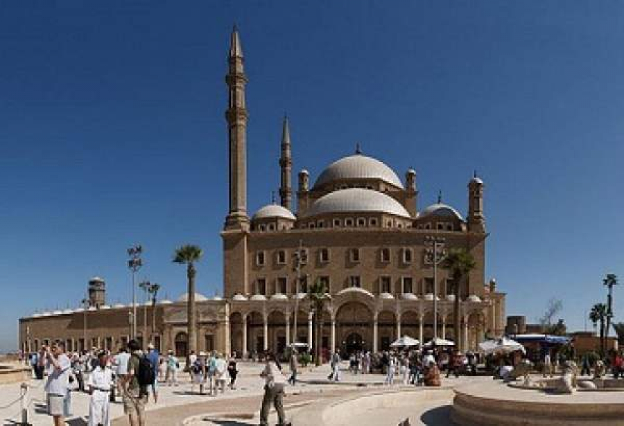 مسجد محمد علی پاشا واقع در قلعه صلاح الدین قاهره در مصر است