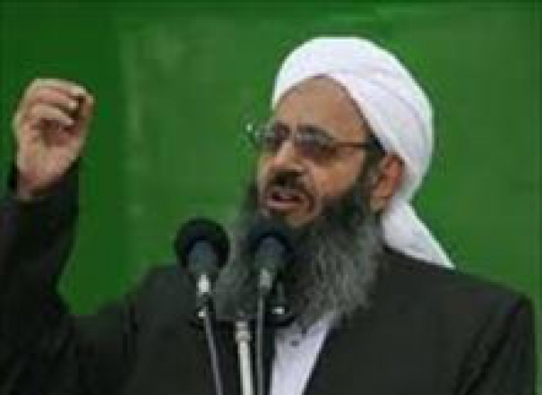 مولوی عبدالحمید: دشمن درصدد شعله ورکردن اختلاف بین شیعه و سنی است