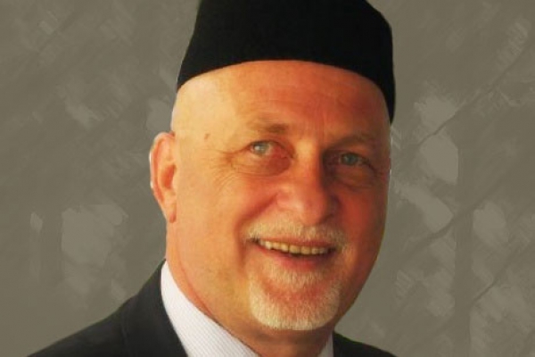 مترجم قرآن به زبان مجارستانی از اسلام‌هراسی در اروپا می‌گوید