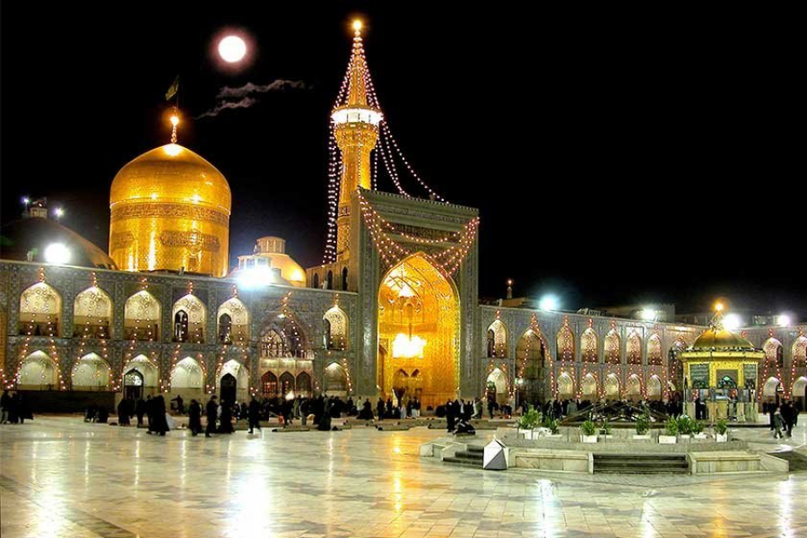 امام رضا (ع) در مسائل سیاسی چگونه برخورد می کردند؟