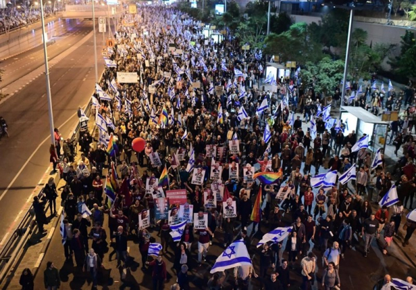 تظاهرات هزاران نفر در تل‌آویو علیه نتانیاهو