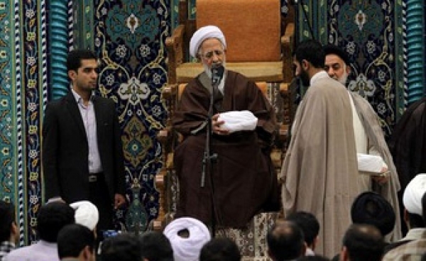 آیت الله جوادی آملی خطاب به مسئولان: در کشوری که مشکلات و مسائل اخلاقی در آن باشد، پیامبر(ص) غصه دار و ناراحت است