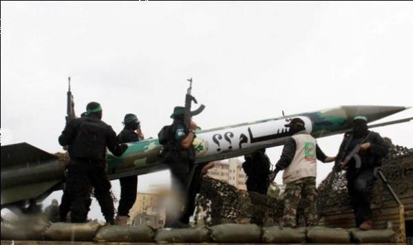 رونمایی از موشک جدید گردان‌های عزالدین قسام و تشکر از ایران