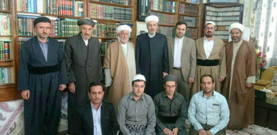 رئیس سابق مجلس سوریه با امام جمعه روانسر و جمعی از روحانیون این شهرستان دیدار کرد