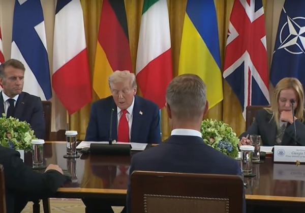 مکانیسم ماشه و بحران هویت و استقلال اروپا