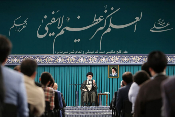 پیشرفتهای ۴۰ساله نشان‌دهنده صحت تحلیل انقلاب از جهان در مقابل تحلیل غربگراها است