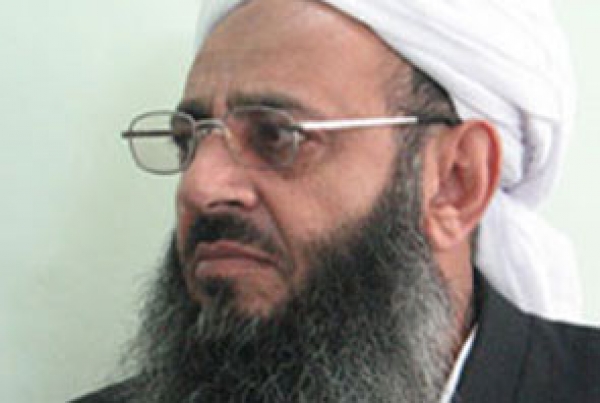 امام جمعه اهل سنت زاهدان حمله تروریستی به مسجد شیعیان کویت را محکوم کرد.