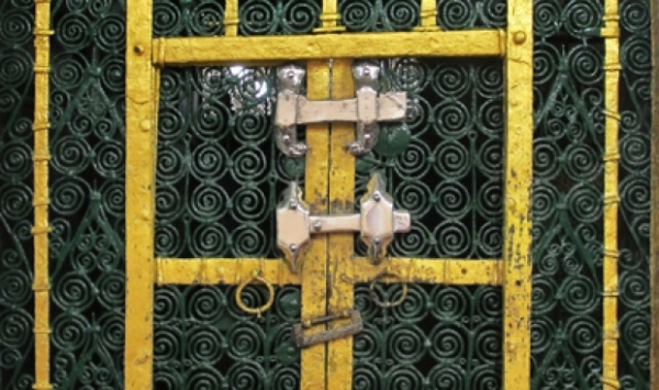 فضیلت خانه حضرت فاطمه (س) در قرآن و روایات