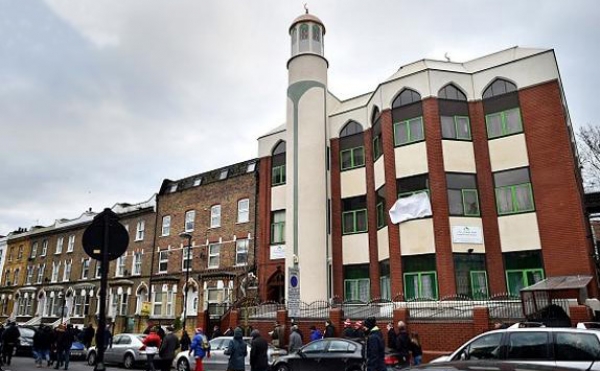 طرح «از مسجد من دیدن کنید» در انگلیس اجرا شد