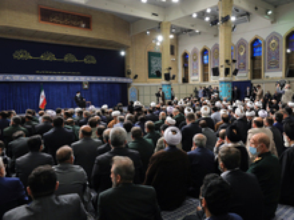 بیانات در دیدار مسئولان نظام