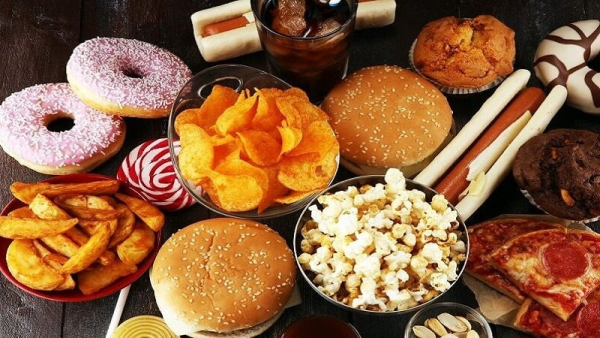 هشدار دانشمندان درباره آسیب‌زا بودن غذاهای فوق‌فرآوری‌شده