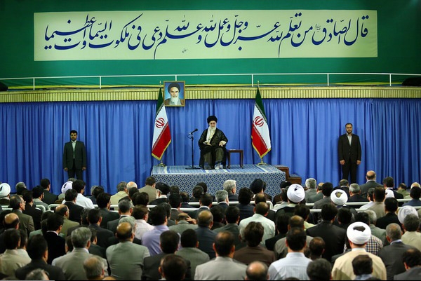 بیانات در دیدار اساتید دانشگاه‌ها 1393/04/11