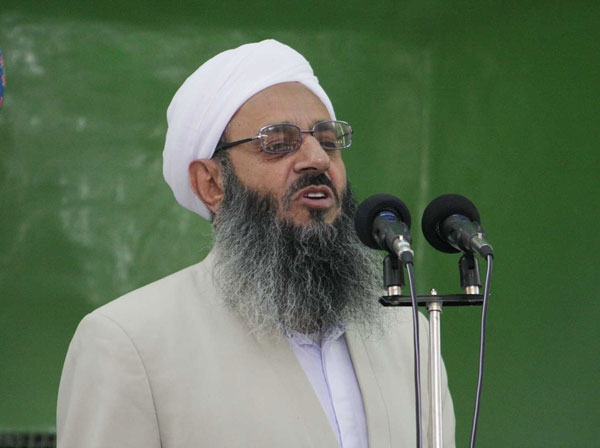 مردم و نمایندگان باید نگاه ملی داشته باشند