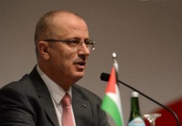 تاکید نخست وزیر تشکیلات خودگردان فلسطین بر مقابله با جنایات رژیم صهیونیستی