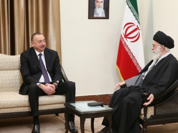 ترویج معارف اسلامی و شیعی موجب تقویت پشتیبانی مردم از دولت آذربایجان می‌شود