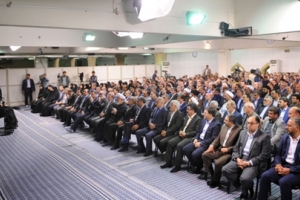 رئیس و نمایندگان مجلس شورای اسلامی با رهبر معظم انقلاب دیدارکردند