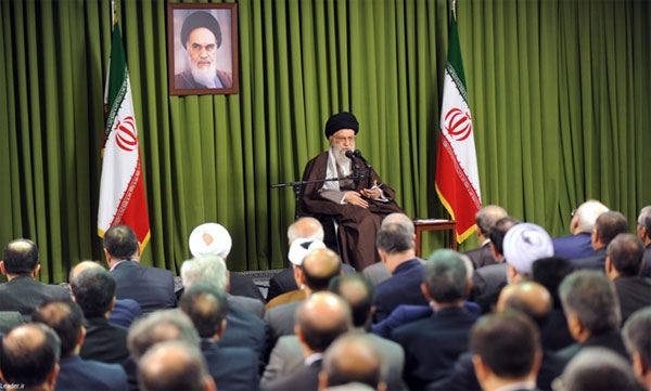 دیدار رهبر معظم انقلاب اسلامی با وزیر امور خارجه و سفرا و کارداران جمهوری اسلامی