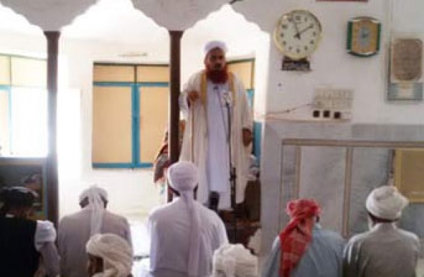 در امان ماندن از شر دشمنان در سایه اتحاد و اطاعت از مقام معظم رهبری است