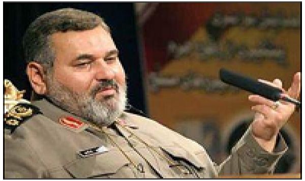 &quot;Washington doit abandonner son soutien aux terroristes en Syrie&quot;!(Firouzabadi)