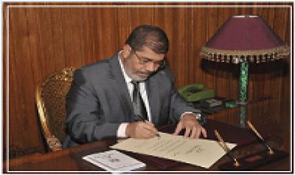 Morsi ratifie la nouvelle Constitution égyptienne