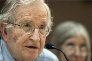 Chomsky: "Khamenei, le plus intelligent politicien dans le monde"