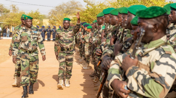 Mali : un chef d&#039;état-major salue le rôle de la Russie pour le contrôle du territoire