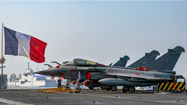 Un Rafale de la marine française a réussi un tir d&#039;essai du missile nucléaire ASMPA-R