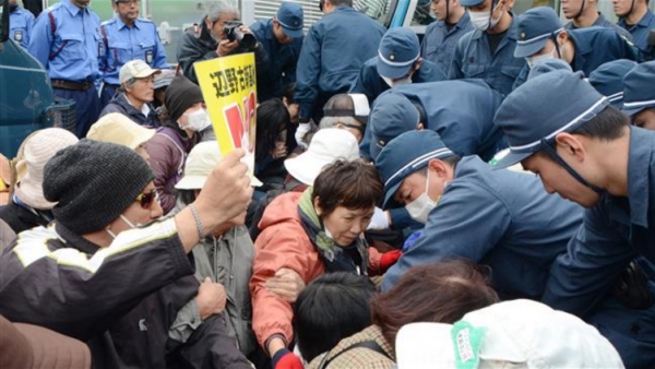 Okinawa: les voix s&#039;élèvent contre la construction d&#039;une base US