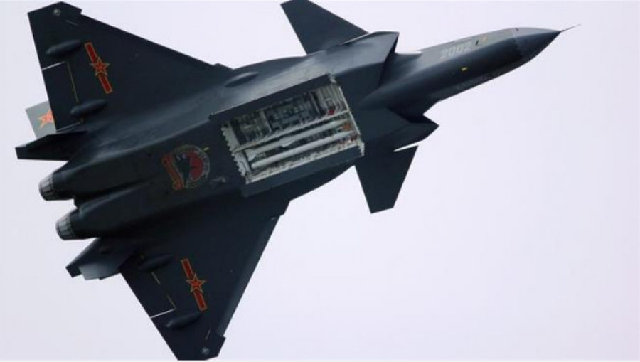 Fin de la suprématie des F-22 américains face aux J-20 chinois