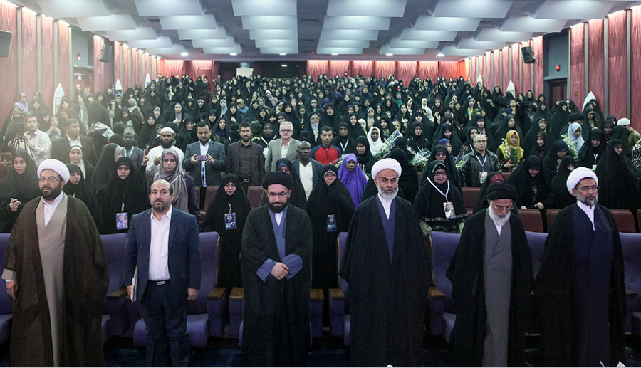 La section féminine du concours international de Coran débute à Téhéran