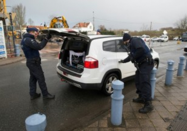 Réfugiés: Paris s&#039;étonne de la décision étrange de Bruxelles