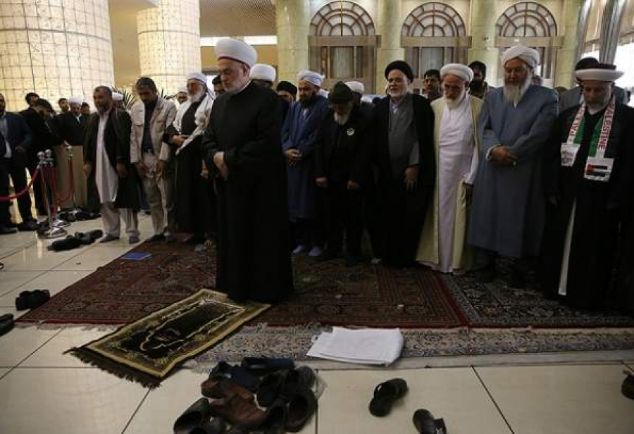La prière de l’unité des participants à la 33ème conférence de l’Unité islamique