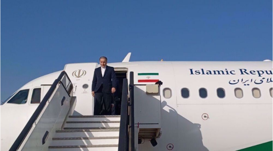 Araghchi au Pakistan pour discuter des relations bilatérales et régionales