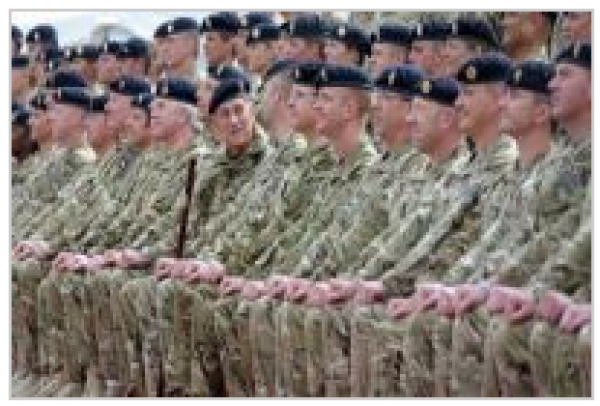 Les armées française et britannique recrutent des soldats musulmans pour ....